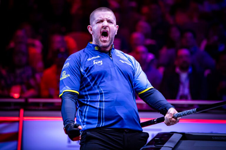 Jayson Shaw biography, net worth, training, diet, and more.